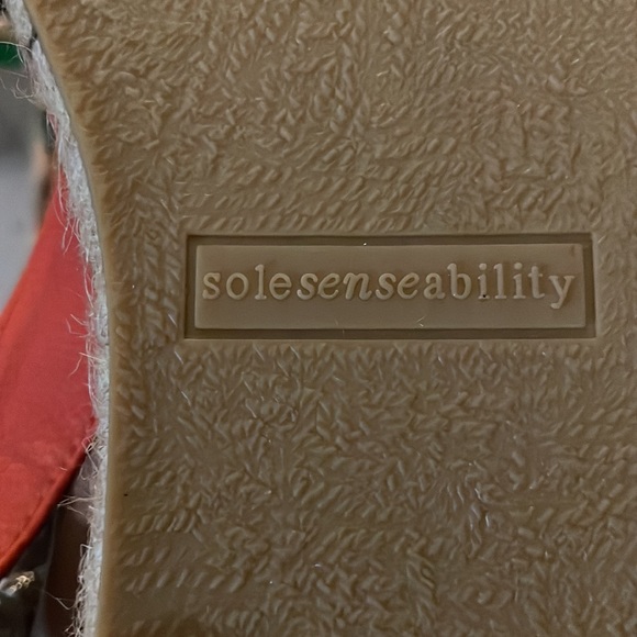 Ladies orange sandals - Picture 5 of 8